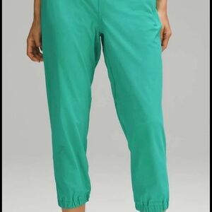 Lululemon Adaptive State Joggers NWOT